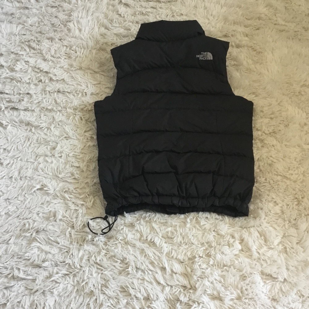 The North Face Charcoal Insulated Vest - Picture 4 of 11